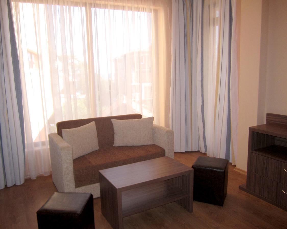 Hotel Coop Central Obzor Exterior foto