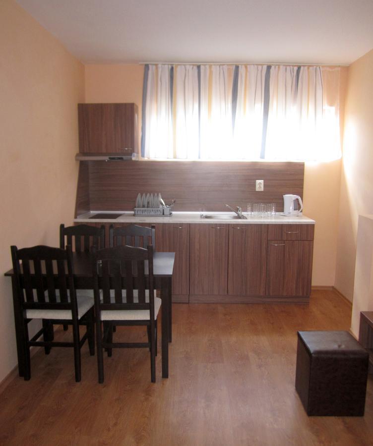 Hotel Coop Central Obzor Exterior foto